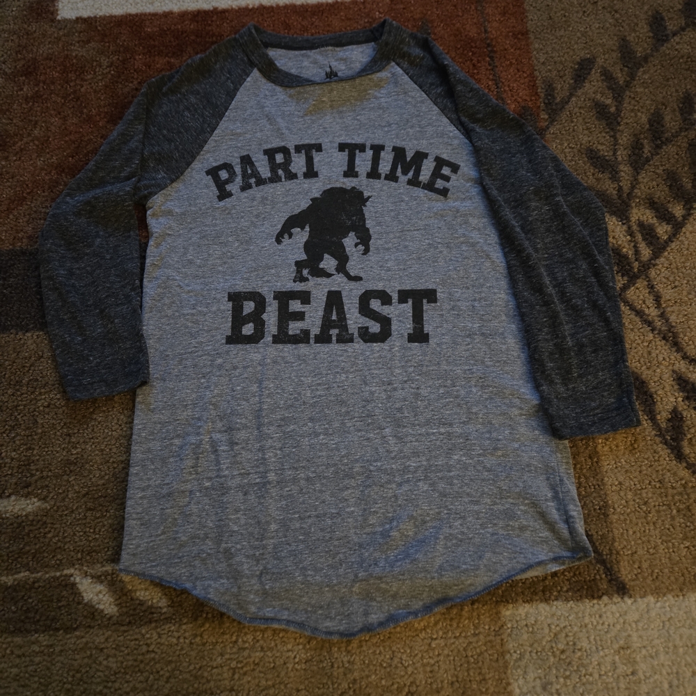 Disney Parks Gray Baseball Shirt Size Small